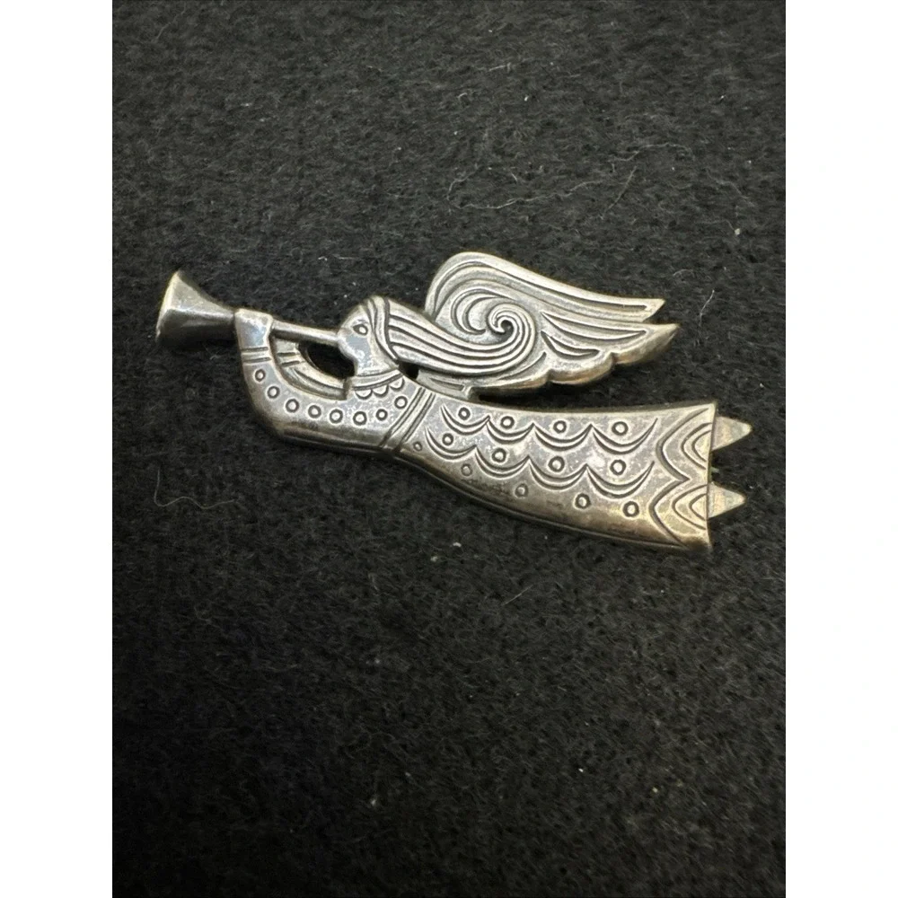 Vintage James Avery Brooch Pin Sterling Silver Angel with Horn Retired 2.75